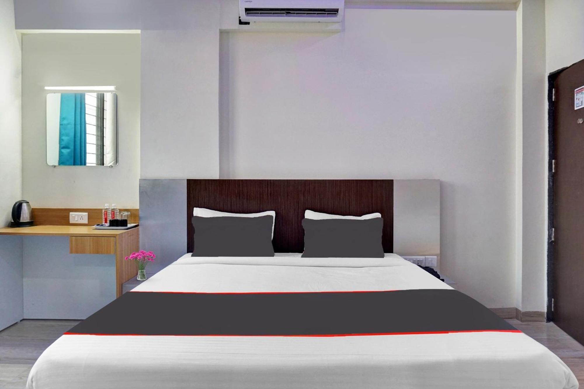 Super Collection O Eon Inn Near Pune Airport Kharadi Kültér fotó